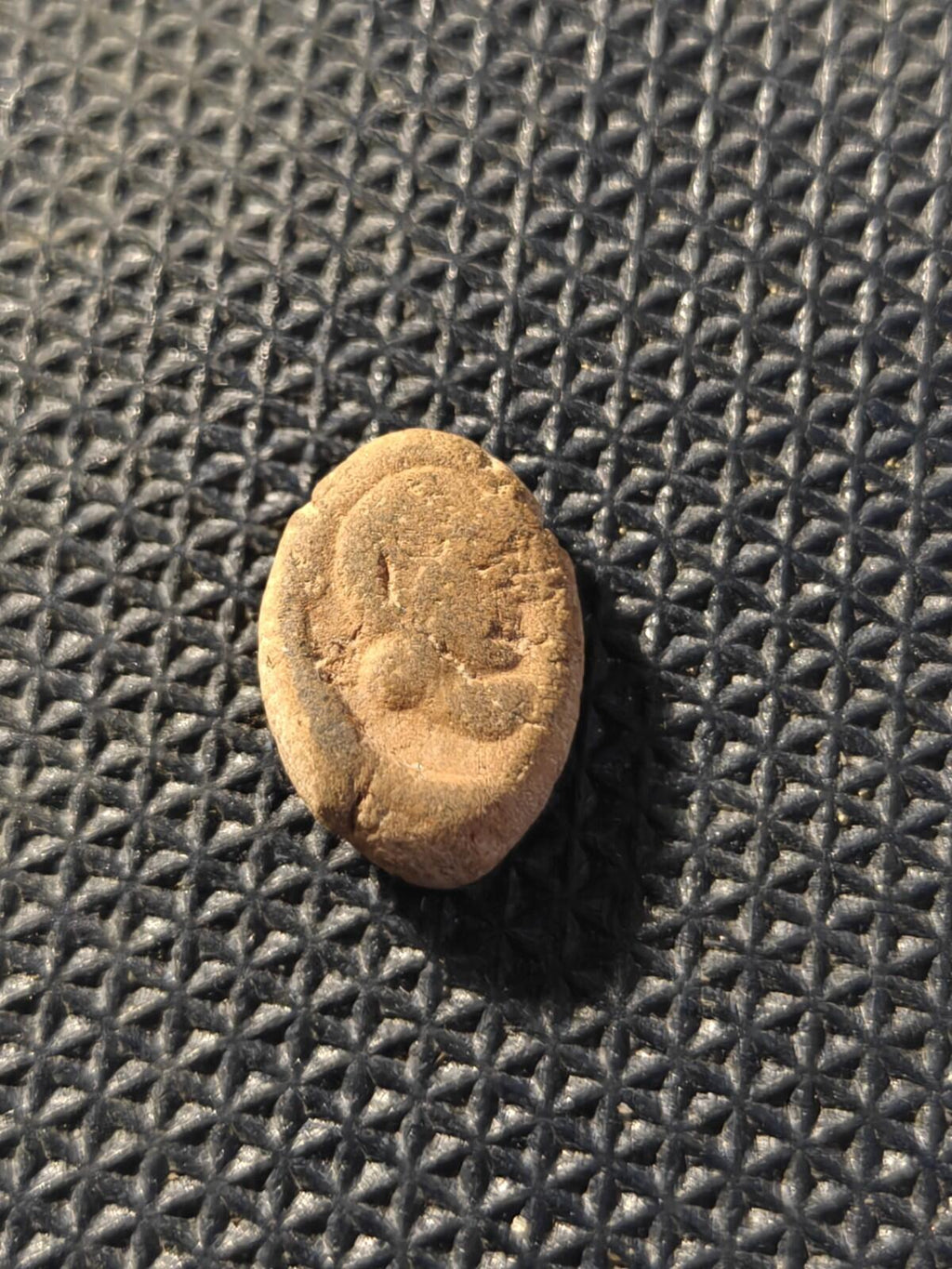 Random 1 Ancient Greek / Roman Circa 1st-3rd centuries AD. Terracotta Clay Bulla