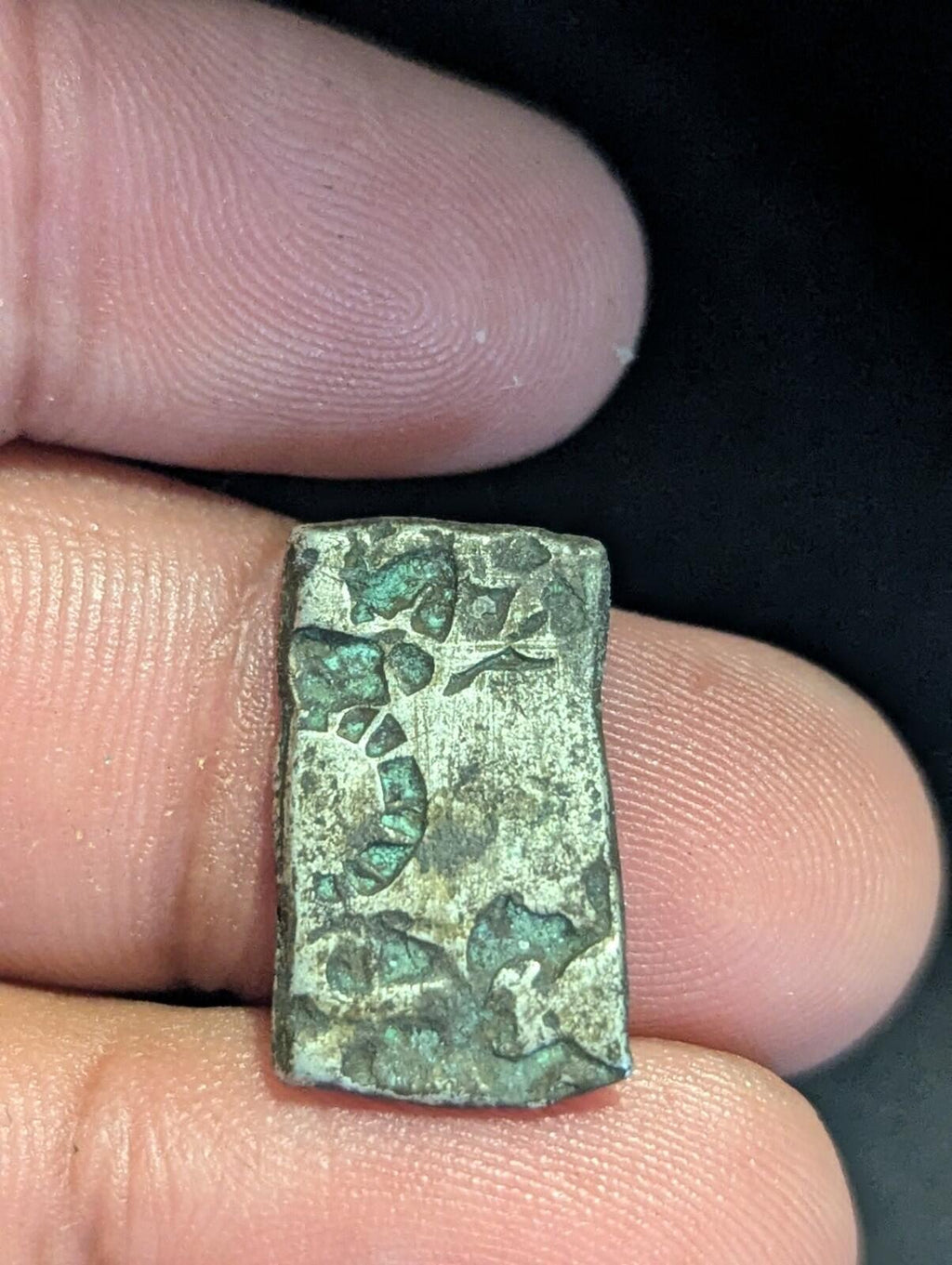India ⭐ INDUS Valley Mayuriyan Punch ⭐ silver Coin 300 BC