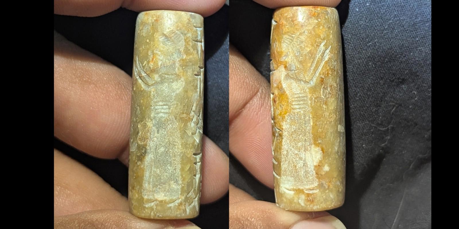 Agate Stone King Ancient Near Eastern  Cylinder Intaglio Bead