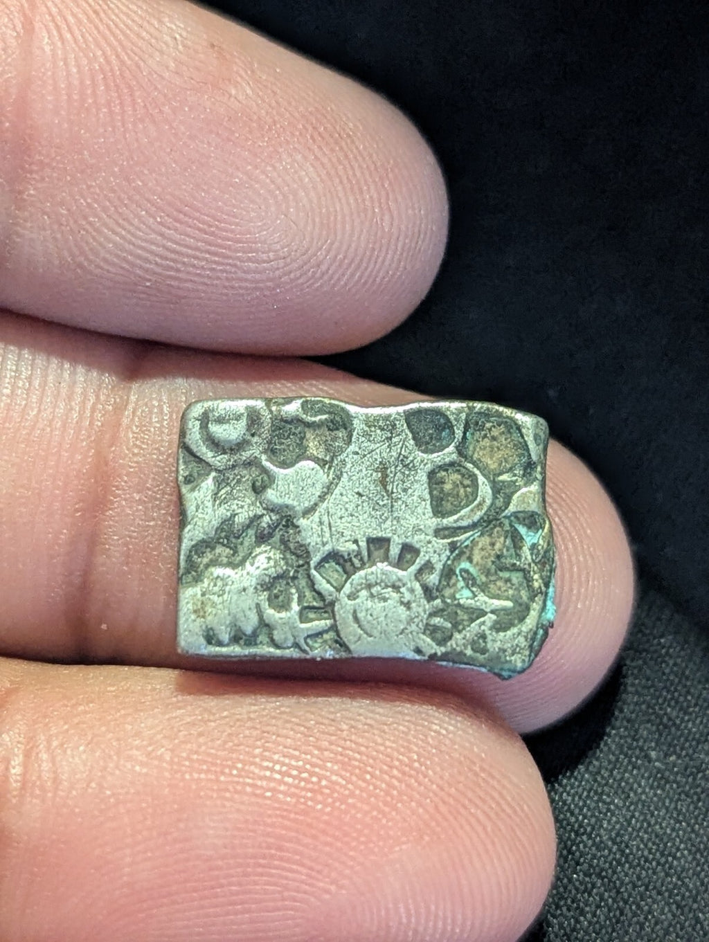 India ⭐ INDUS Valley Mayuriyan Punch ⭐ silver Coin 300 BC