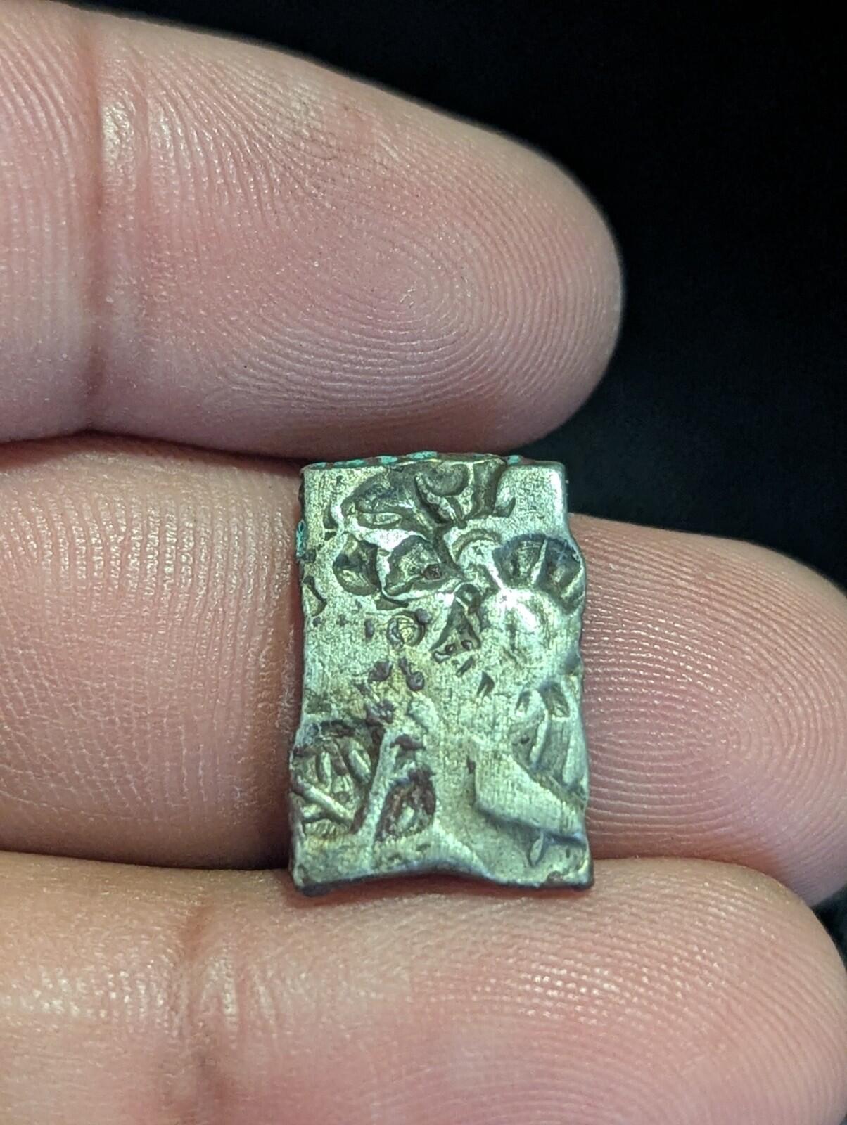 India ⭐ INDUS Valley Mayuriyan Punch ⭐ silver Coin 300 BC