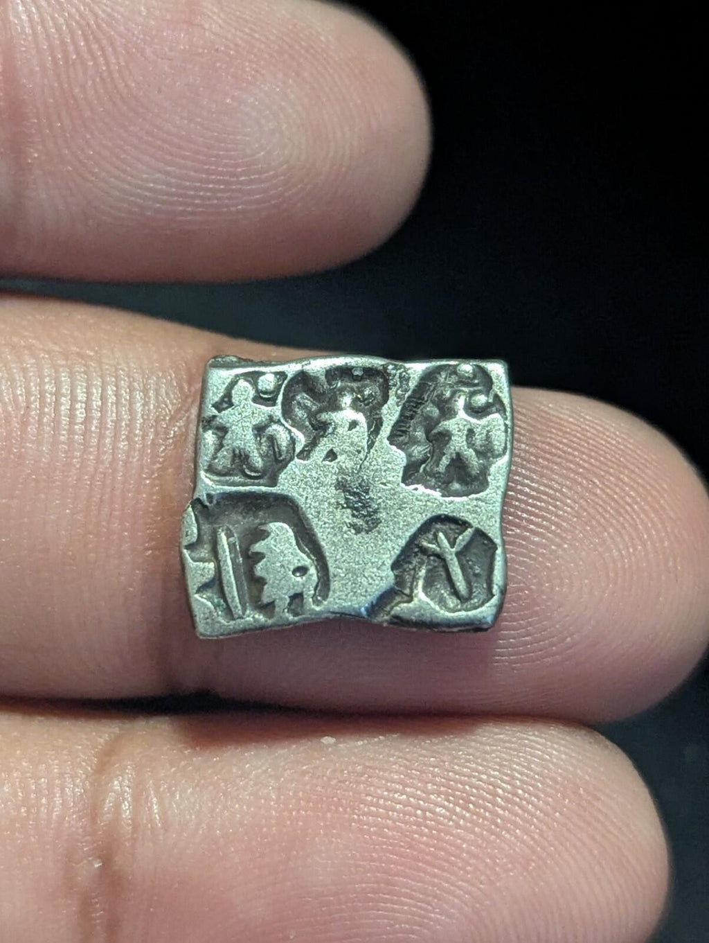 India ⭐ INDUS Valley Mayuriyan Punch ⭐ silver Coin 300 BC, 3 Monk, Elephant, OX