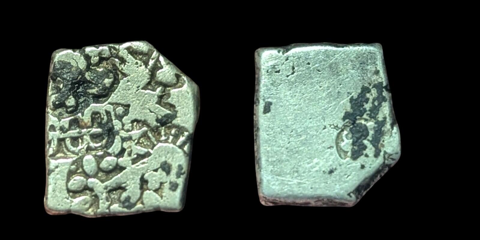 India Bengal INDUS Valley Mayuriyan Punch silver Coin 300 BC