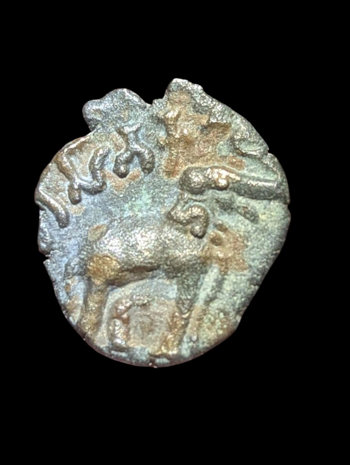 Inde ancienne Satavahana 1er siècle av. J.-C. Pièce de monnaie en potin de Satakarni à l'éléphant un Karshapana
