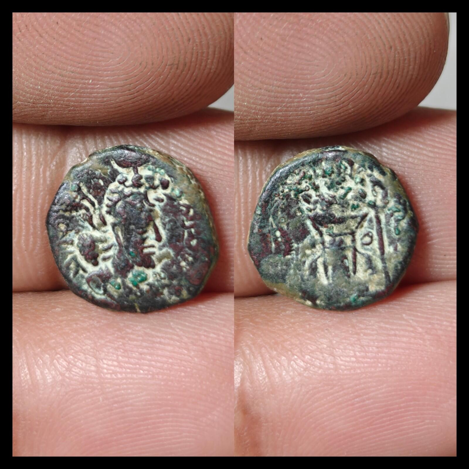 KUSHANO SASANIAN. AE UNIT. HORMIZD I KUSHANSHAH 265-295 AD. FIRE ALTAR REVERSE