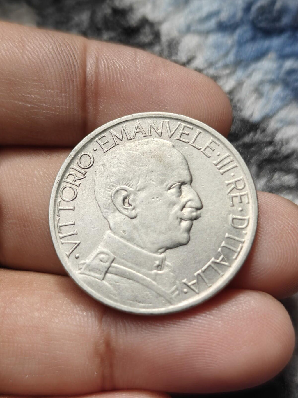 1923 Italie Une 1 Lire Femme assise à gauche Nickel Monnaie mondiale Monnaie rare