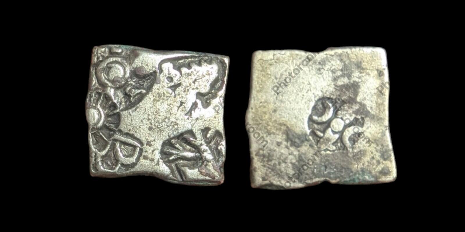 Inde ⭐ Monnaie en argent poinçonnée INDUS Valley Mayuriyan ⭐ 300 av. J.-C.