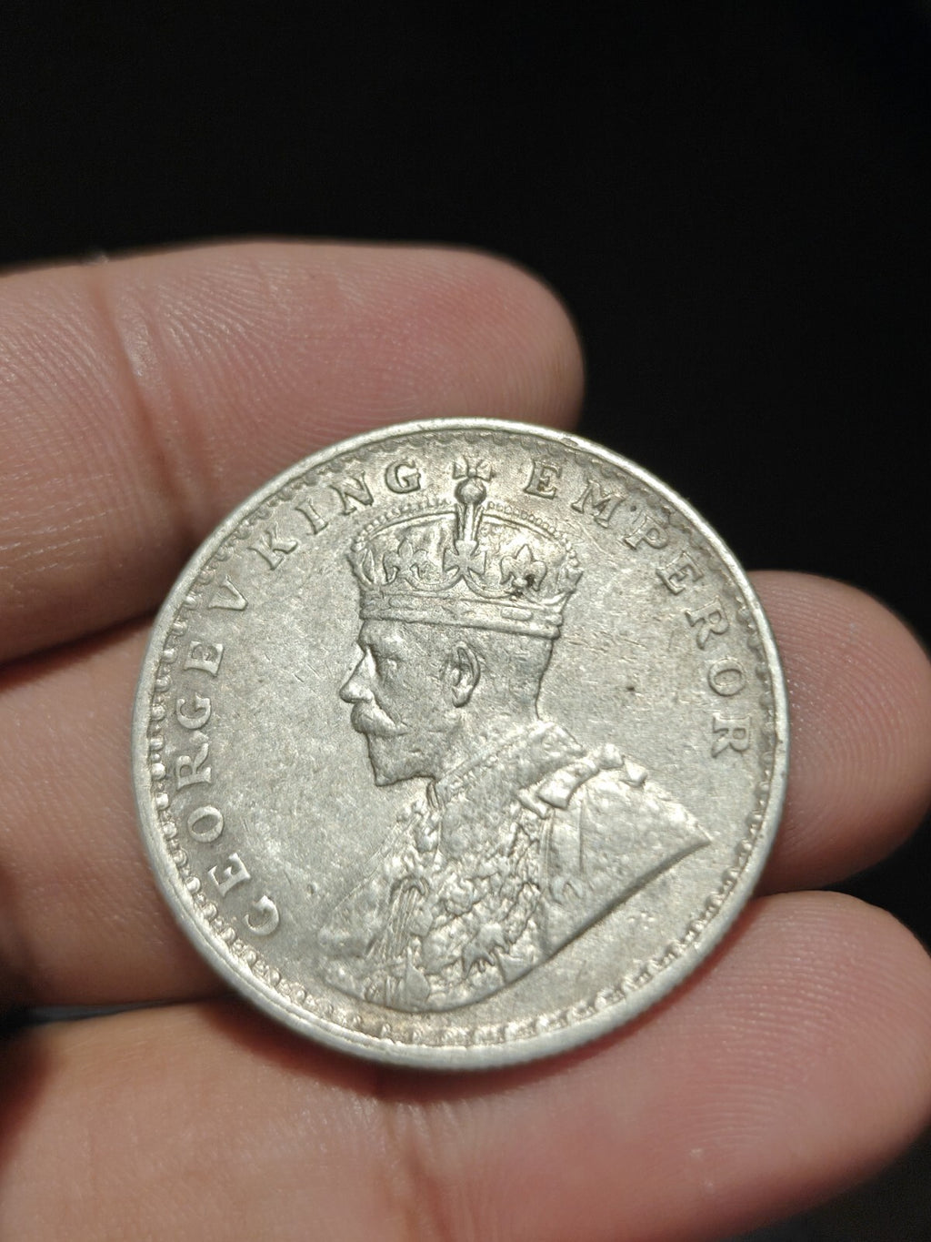 British India, 1911 B George V Rupee. 5,143,000 Mintage Rare