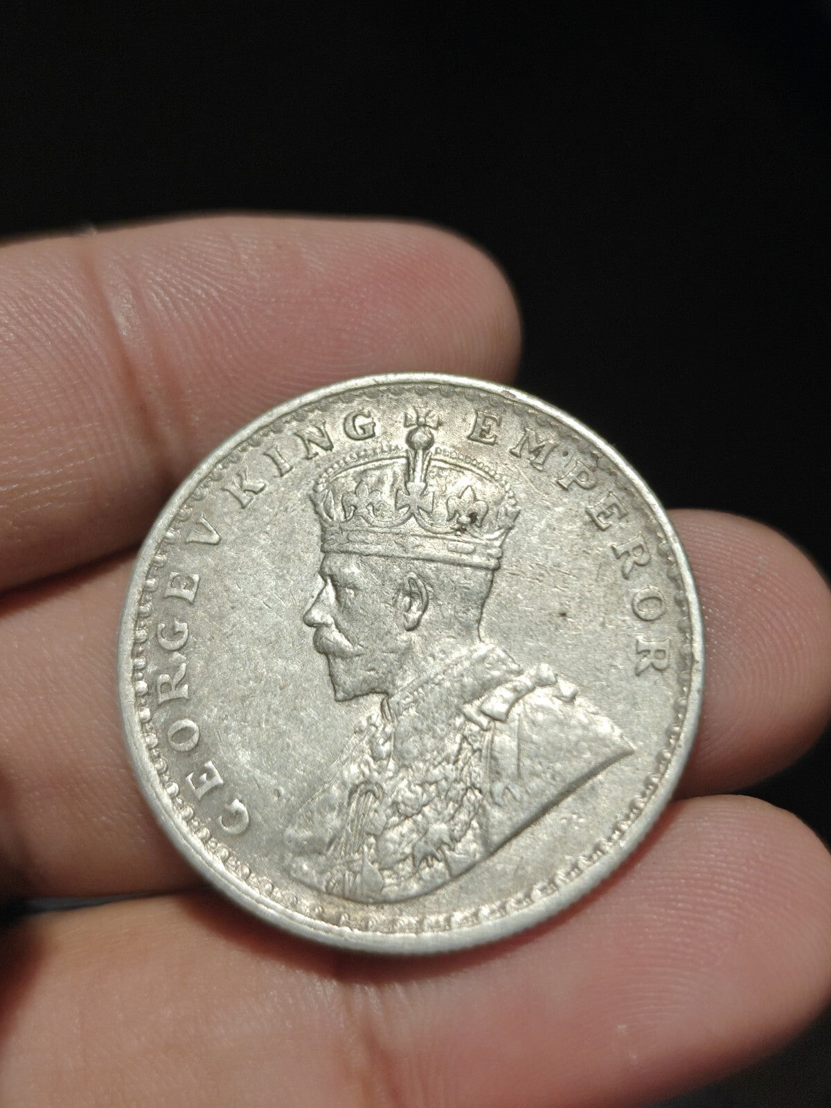 British India, 1911 B George V Rupee. 5,143,000 Mintage Rare