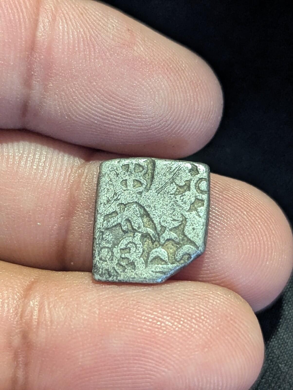 India ⭐ INDUS Valley Mayuriyan Punch ⭐ silver Coin 300 BC