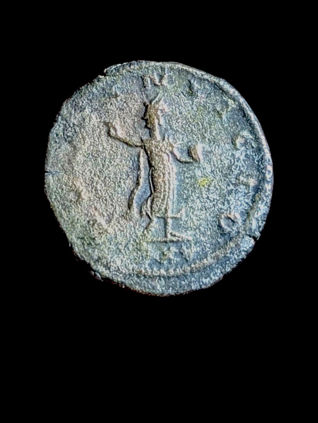 ROMAN EMPIRE - 267 AE Antoninianus - Gallienus - Sol Standing Left with Globe