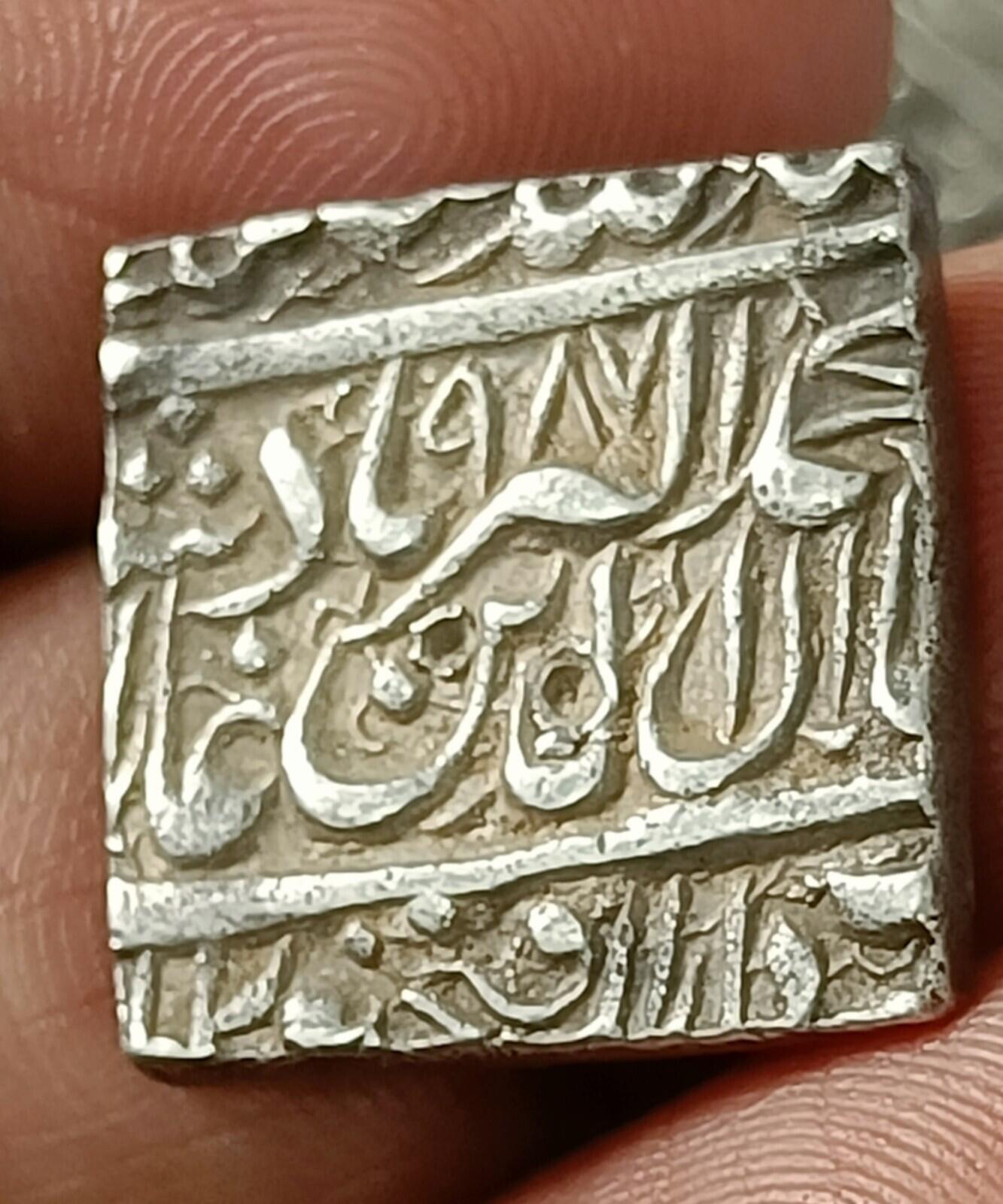 #PD39#Mediaeval India Mughal Akbar Square silver rupee FATHE PUR Mint.RARE