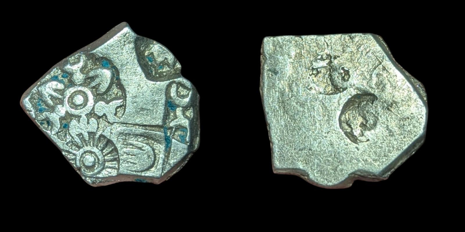 India Bengal INDUS Valley Mayuriyan Punch silver Coin 300 BC