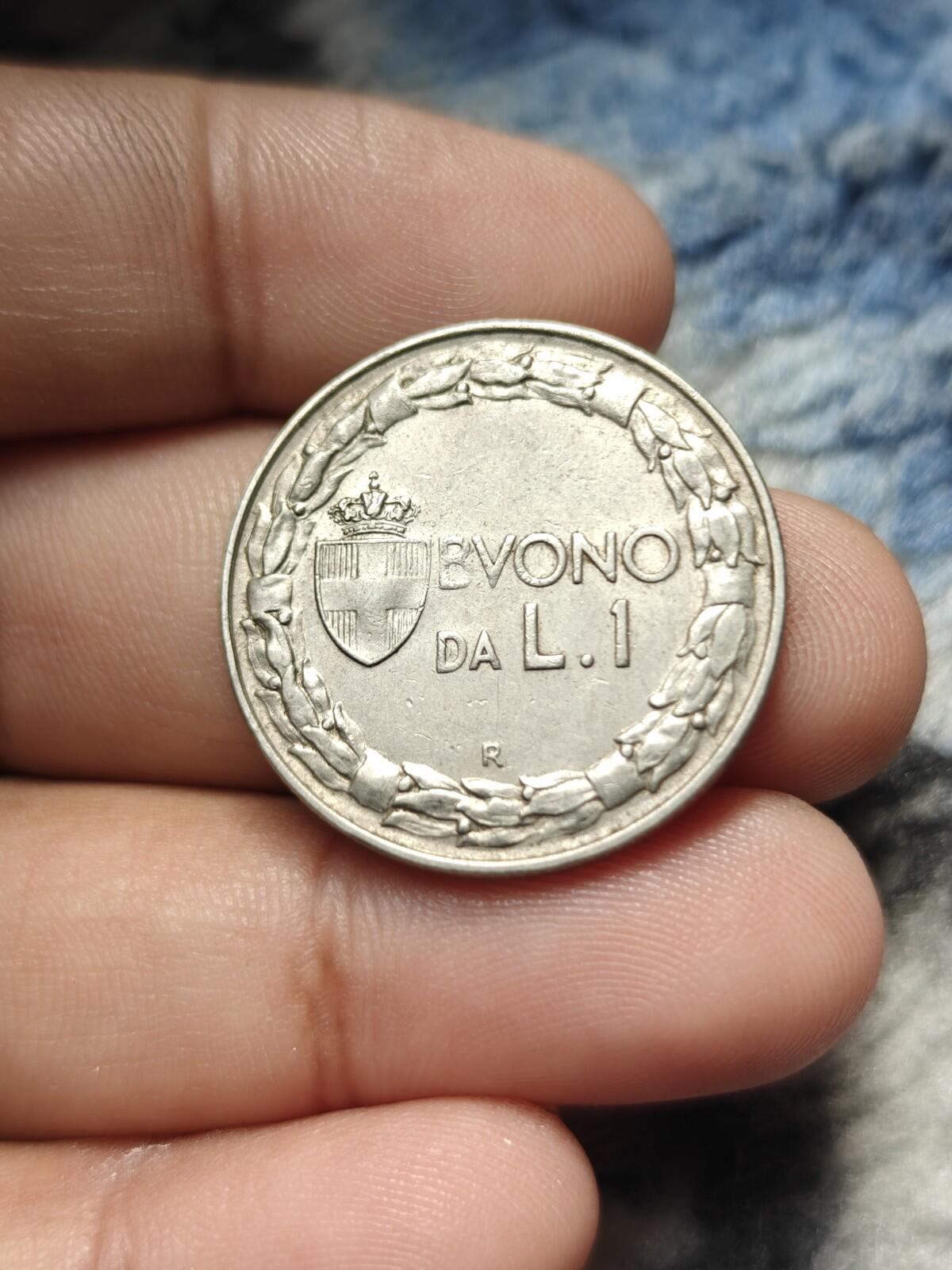 1924 Italie Une 1 Lire Femme assise à gauche Nickel Monnaie du monde Monnaie rare