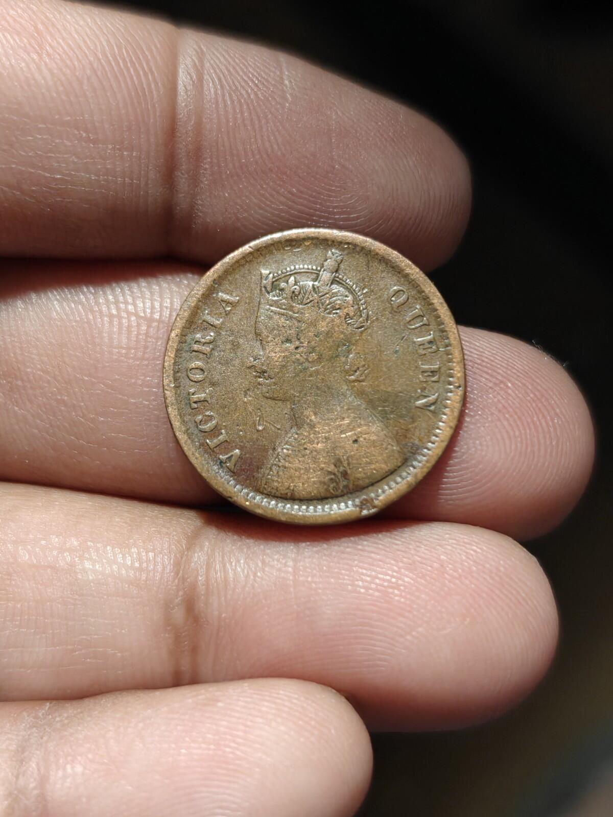 1862 Empire britannique des Indes 1/2 Pice - Victoria Reine - KM #464. 3,35 grammes et 21,2mm