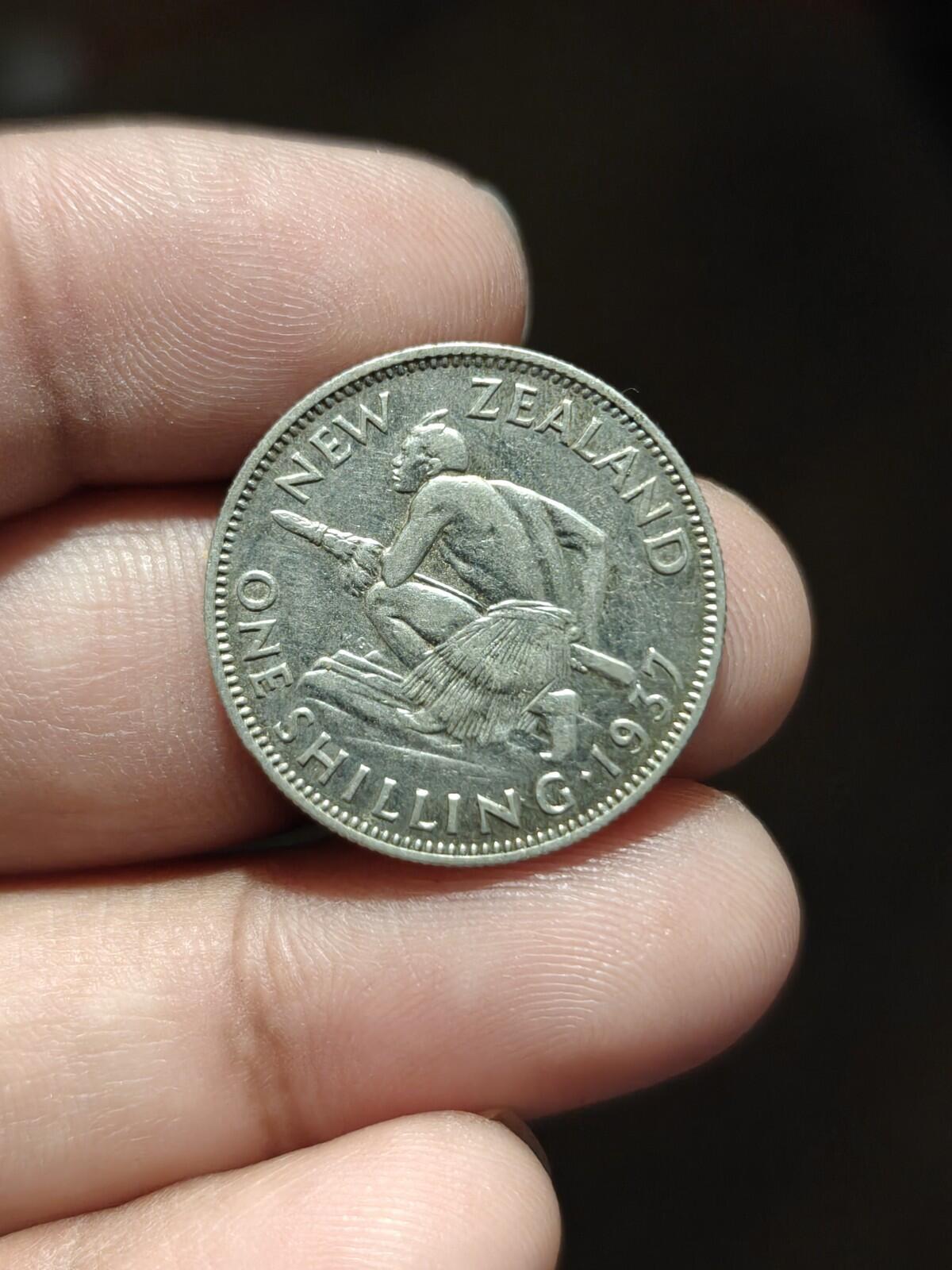 1937 New Zealand NZ One Shilling Silver Coin First Year Issue