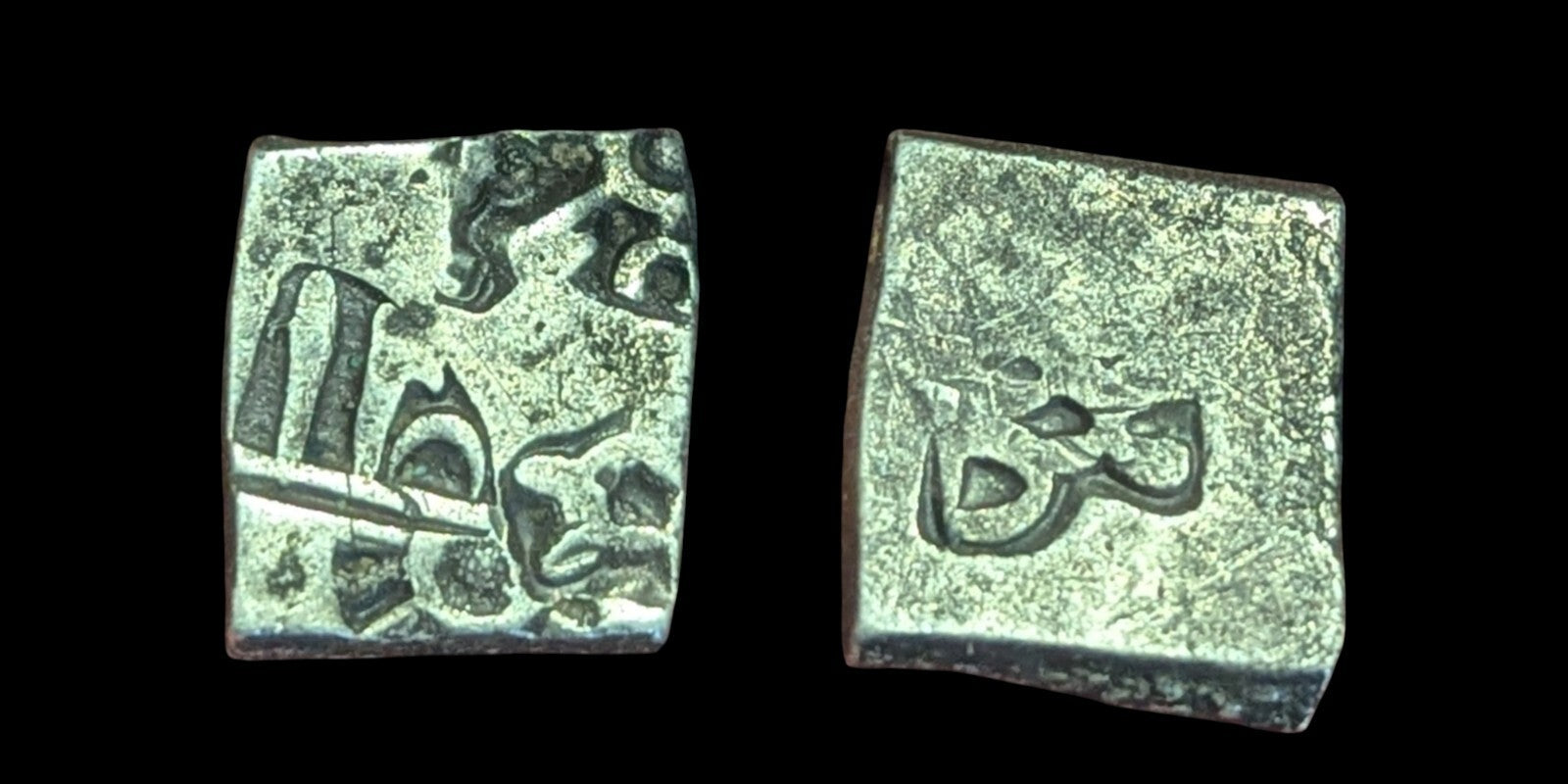 India ⭐ INDUS Valley Mayuriyan Punch ⭐ silver Coin 300 BC