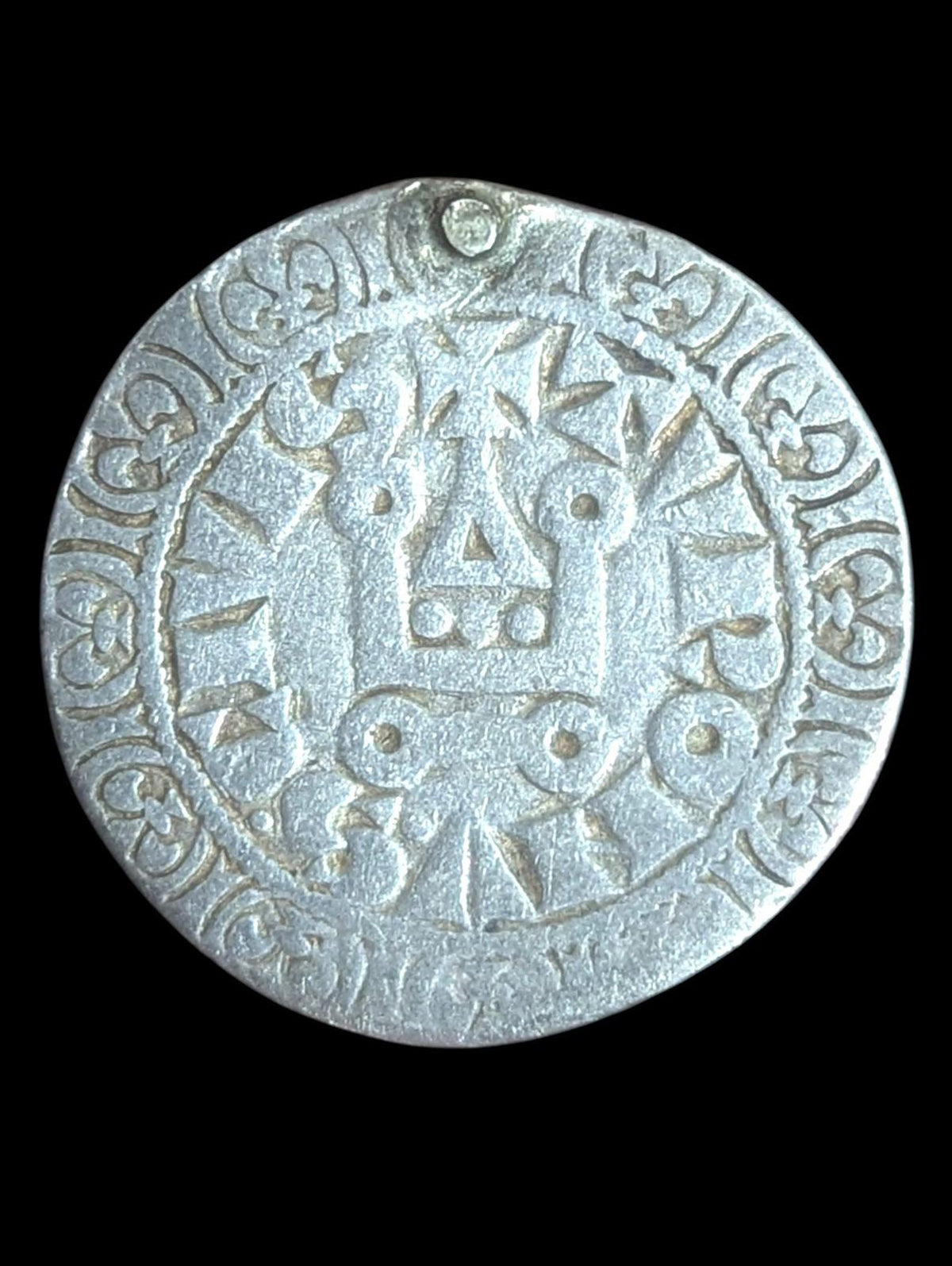 法国。腓力四世，1285-1314年在位。格罗斯图尔努瓦银币，长O稀有版别