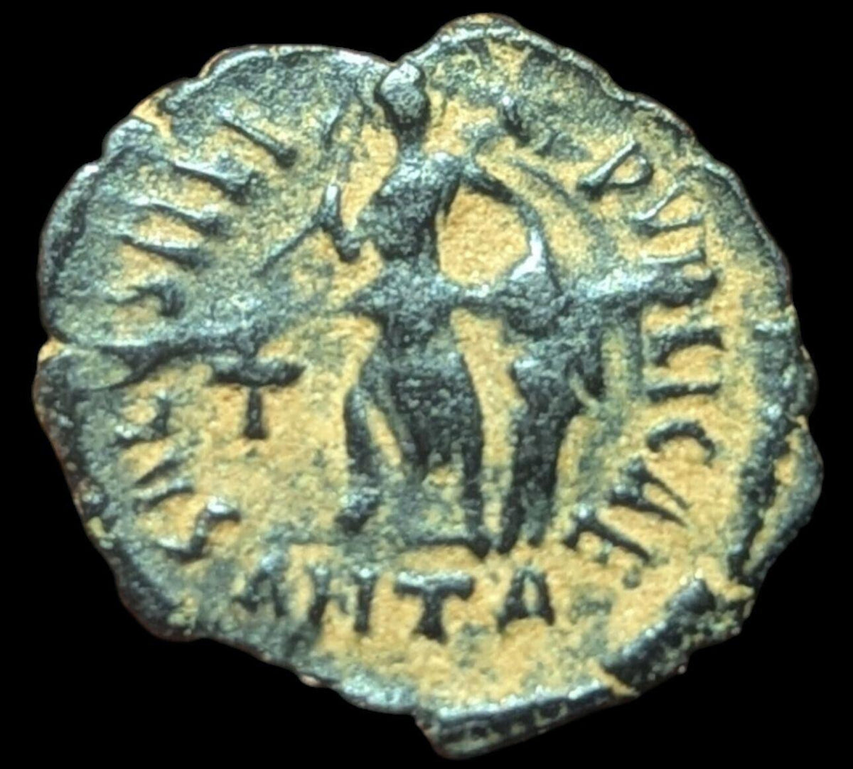 Ancienne monnaie romaine Théodose 384 ap. J.-C. Victoire couronne captif chi-rho