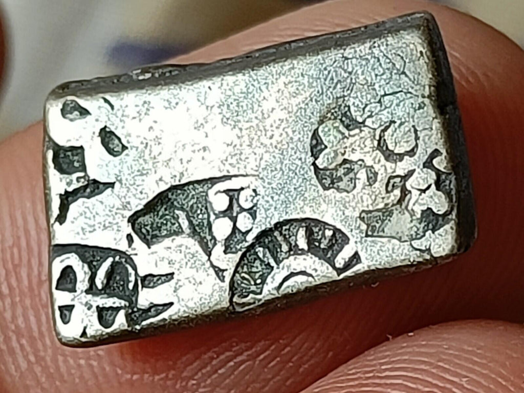 #AB41#India⭐INDUS Valley⭐ Mayuriyan Punch Mark Silver Coin SUN Symbols 300 BC