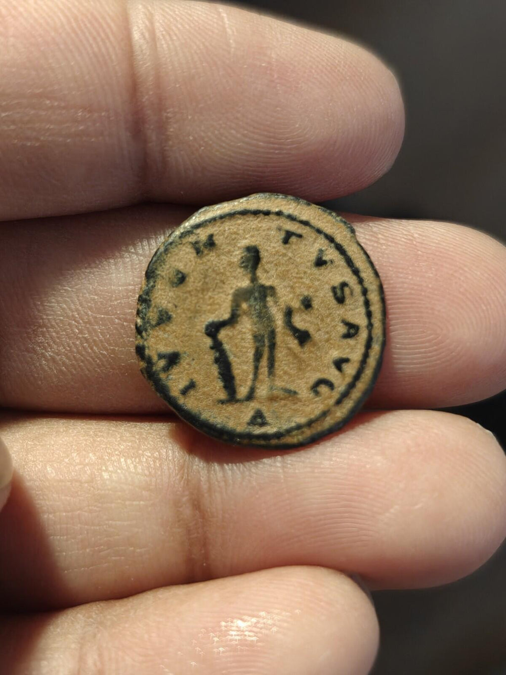Black/Sandy Patina! Claudius II Gothicus, 268-270. Antoninianus