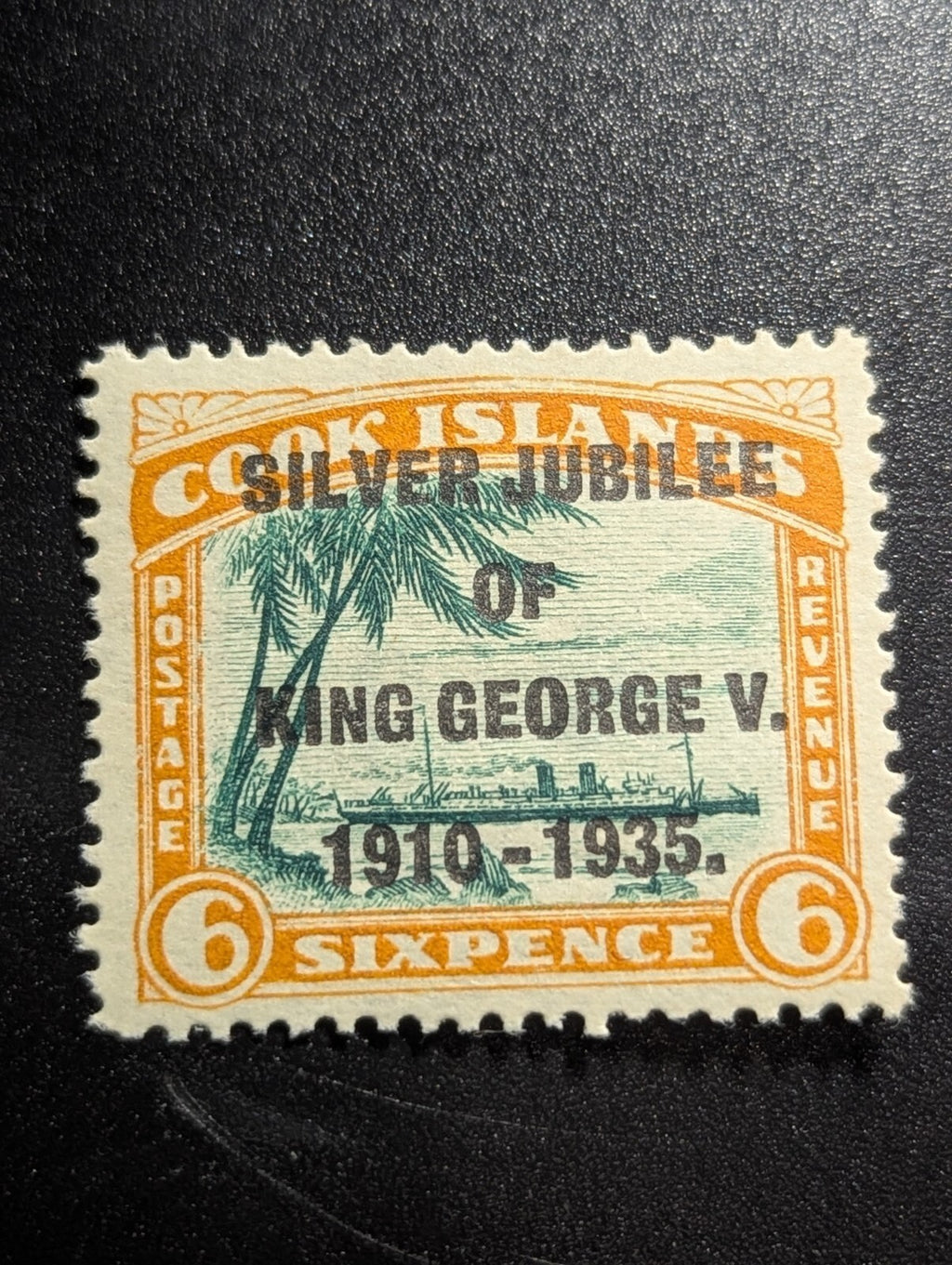 Niue KGV 1935 6d Silver Jubilee ‘Narrow N in King’ MINT - CAT $25
