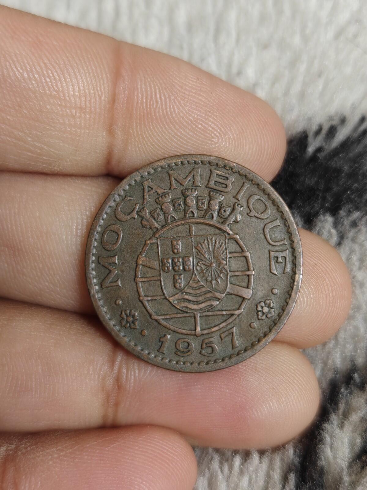 1957 Mozambique Portugais 1 Escudo Pièce en bronze -26MM-KM#82