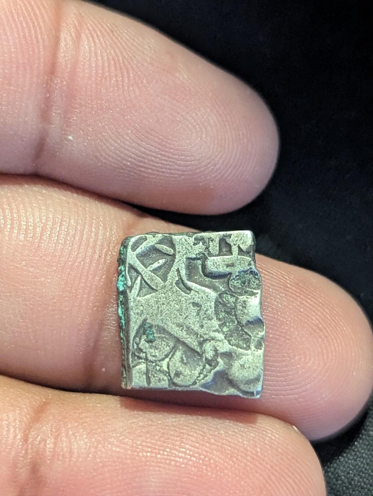 India ⭐ INDUS Valley Mayuriyan Punch ⭐ silver Coin 300 BC