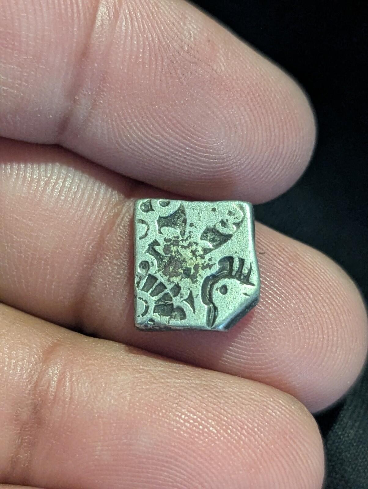 India ⭐ INDUS Valley Mayuriyan Punch ⭐ silver Coin 300 BC