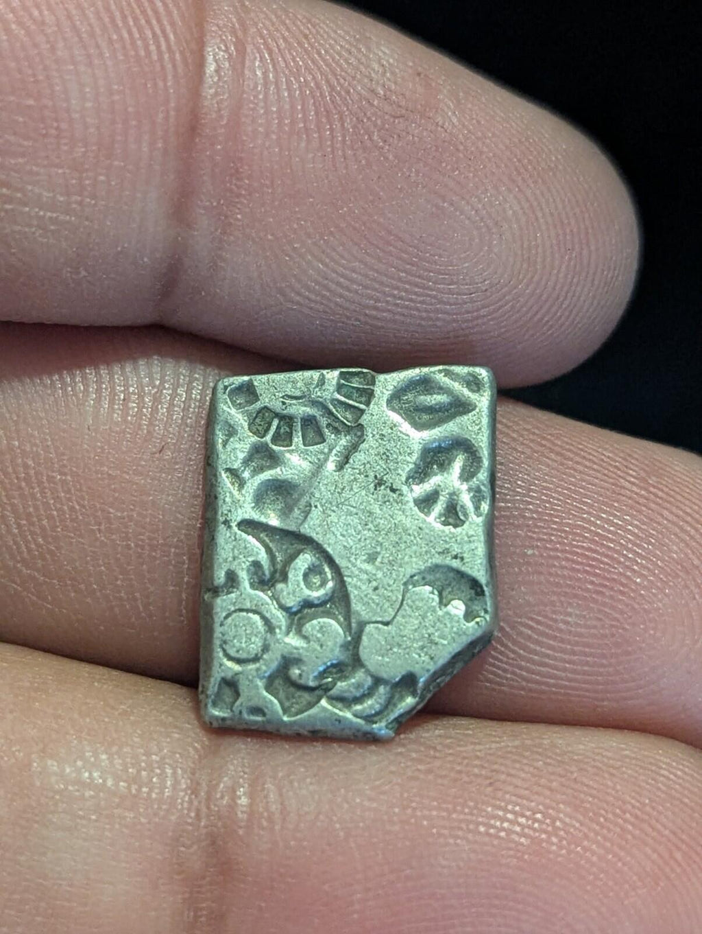 India ⭐ INDUS Valley Mayuriyan Punch ⭐ silver Coin 300 BC