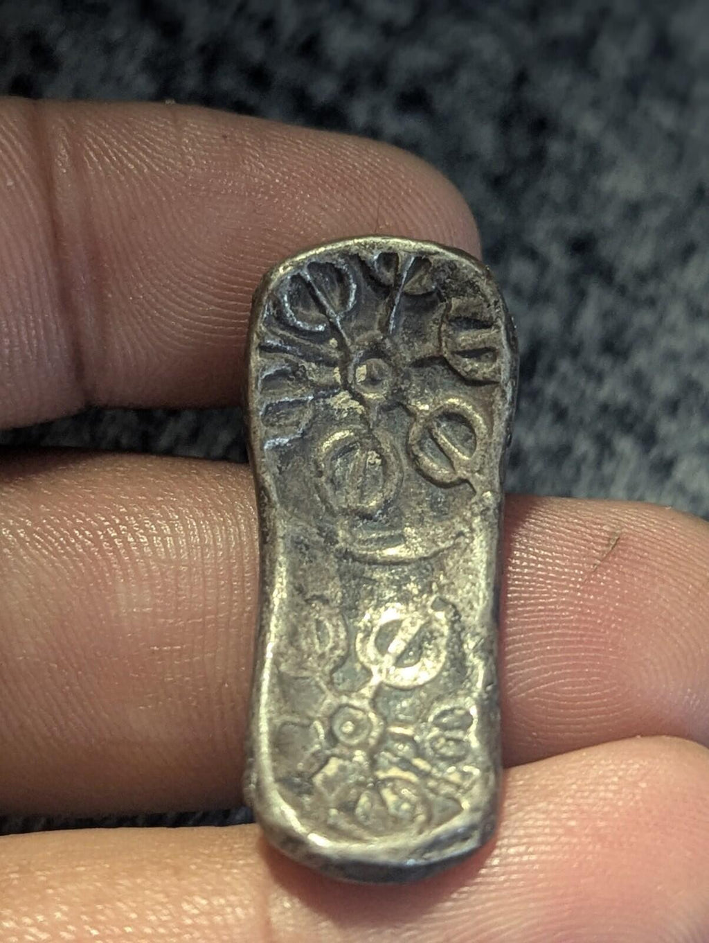 ⭐INDIA⭐. Ancient GANDHARA JANAPADA Authentic OLD 600 B.C Silver Coin Bent Bar
