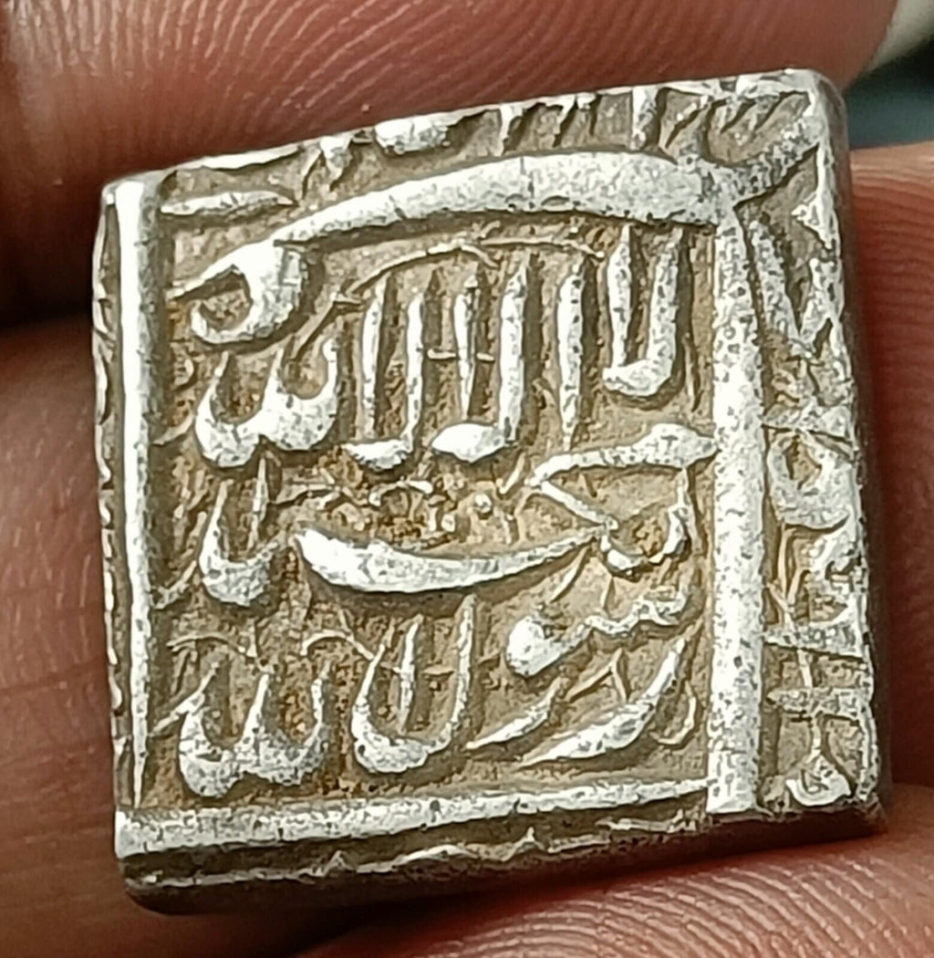 #PD39#Mediaeval India Mughal Akbar Square silver rupee FATHE PUR Mint.RARE