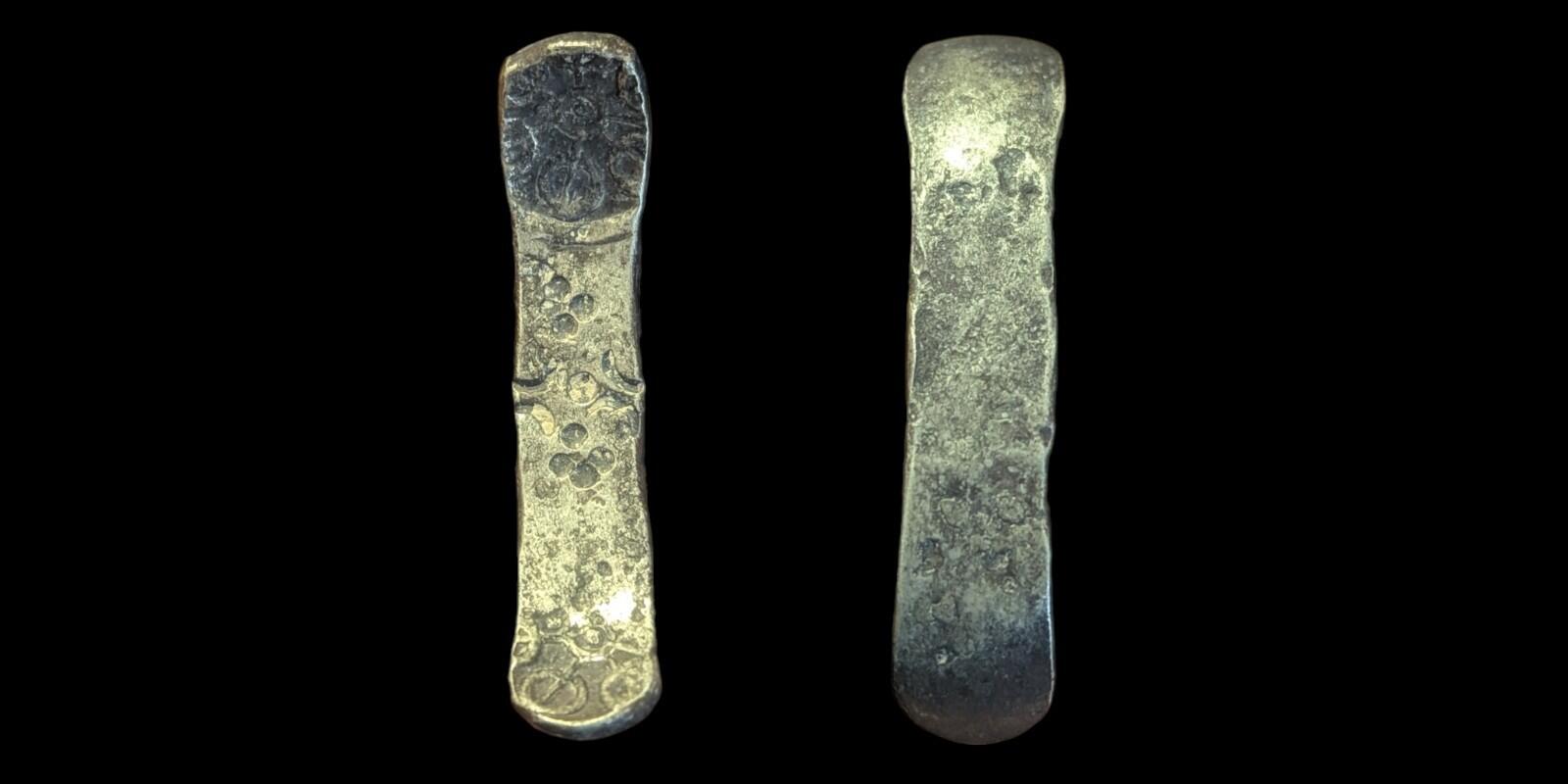⭐INDIA⭐. Ancient GANDHARA JANAPADA Authentic OLD 600 B.C Silver Coin Bent Bar