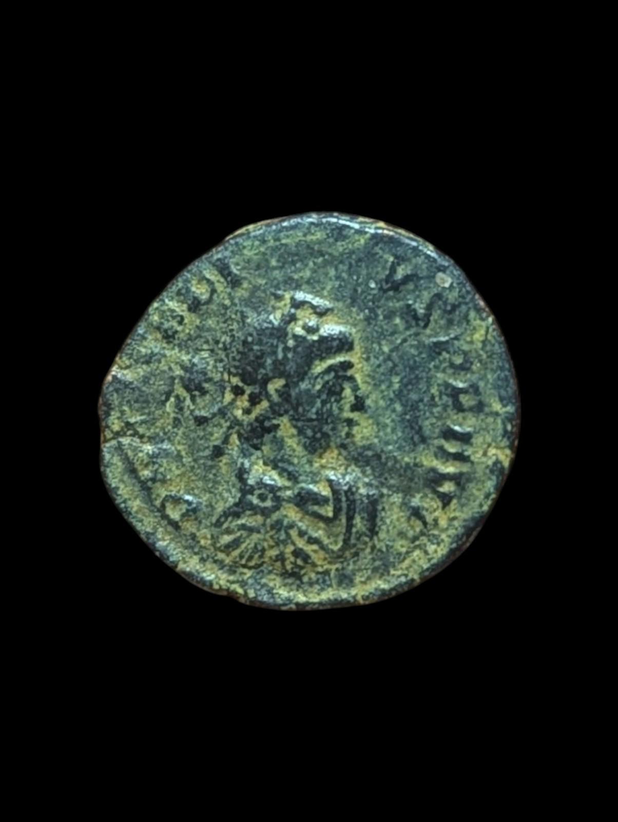 ARCADIUS 383 ap. J.-C. Ancienne monnaie romaine Trois empereurs avec lances