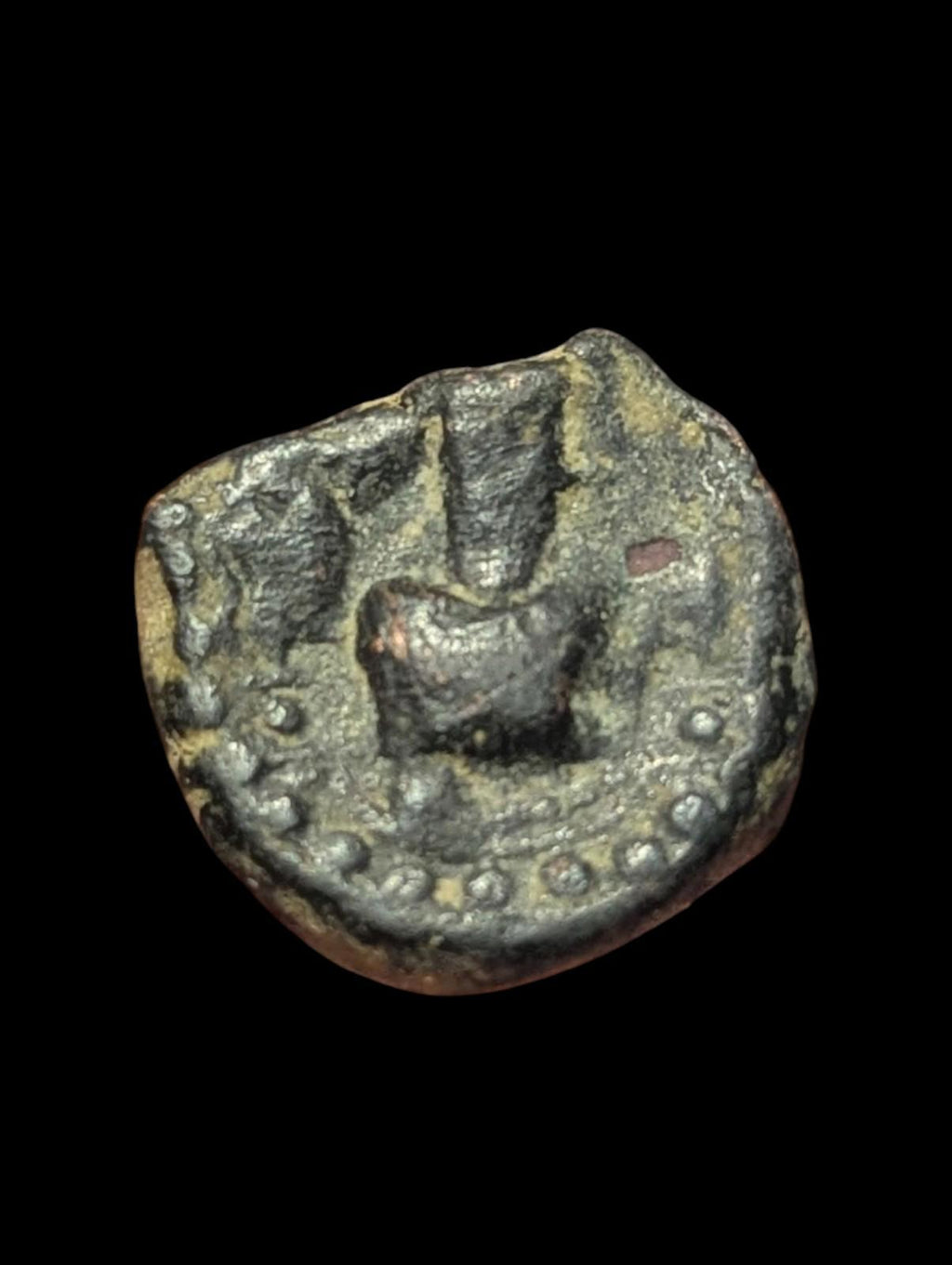 EMPIRE KUSHAN. AE 19. KANISHKA II, VERS 226-240 APR. J.-C. REVERS ARDOKSHO.