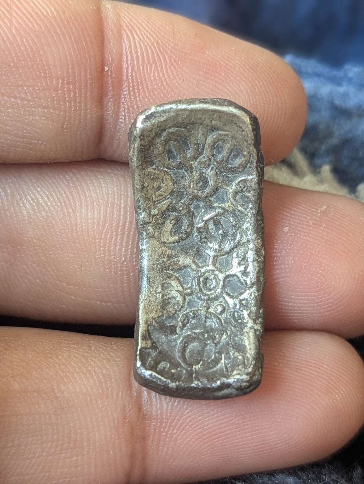 ⭐INDIA⭐. Ancient GANDHARA JANAPADA Authentic OLD 600 B.C Silver Coin Bent Bar