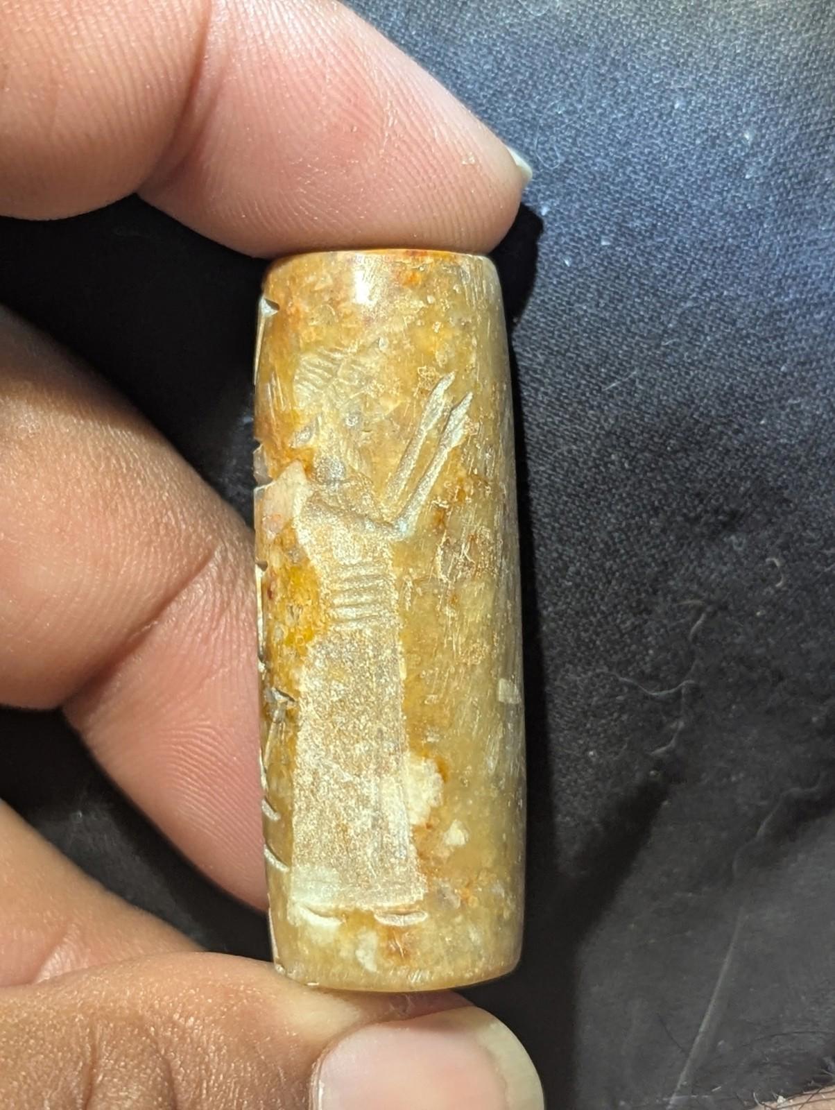 Agate Stone King Ancient Near Eastern  Cylinder Intaglio Bead
