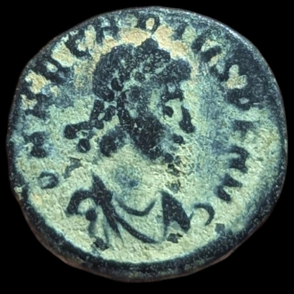 Ancient Roman coin Arcadius 388AD Victory wreath captive chi-rho
