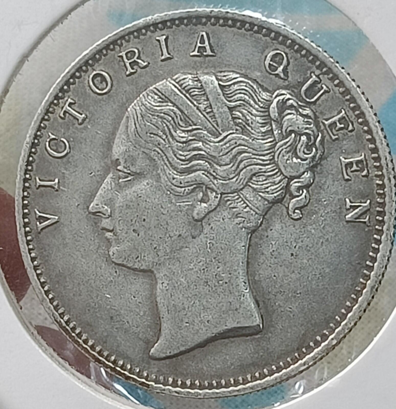 #UQ9#Old  EAST INDIA COMPANY 1840 VICTORIA SILVER RUPEE Indian head 11.6gm
