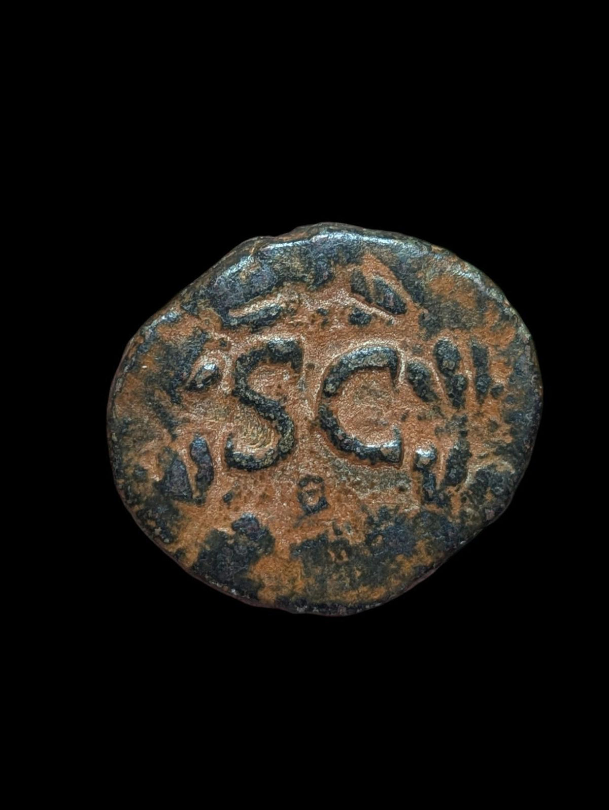 Trajan. Ancient Roman Provencial coins SC On Wreth Antioch 15,1 gr.