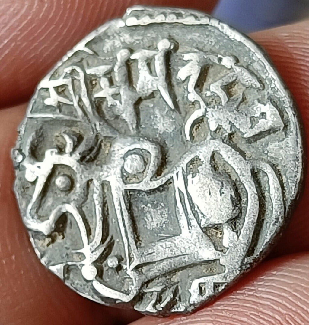 #O31#Indian OHINDA DYNASTY Samanta Deva HORSE & BULL SILVER coin BEAUTIFUL GRADE