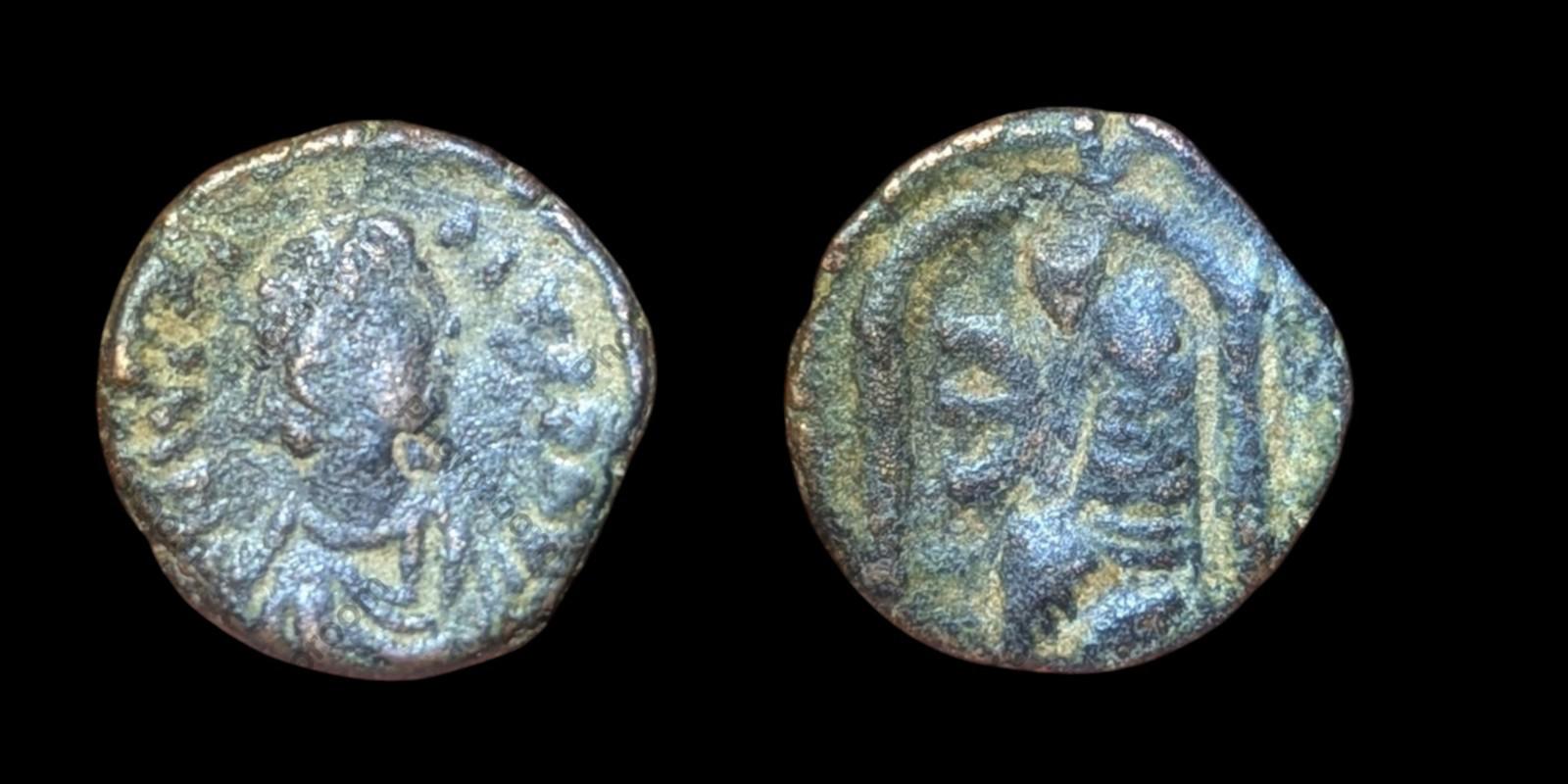 Ancient Christian Byzantine Dynasty Artifact 5 Nummi - Justinian I