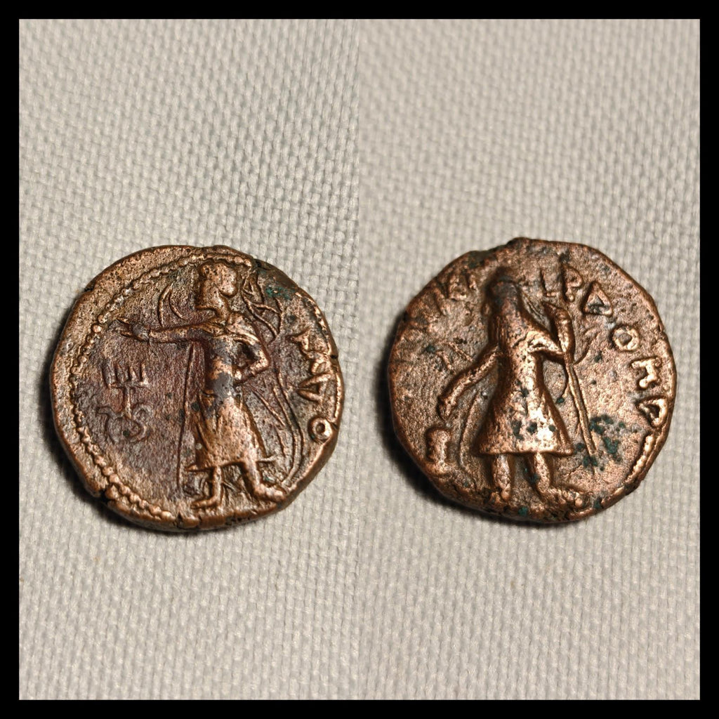 KUSHAN, Kanishka vers 127-152 après J.-C., tétradrachme de bronze, Mao debout