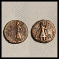 KUSHAN, Kanishka vers 127-152 après J.-C., tétradrachme de bronze, Mao debout