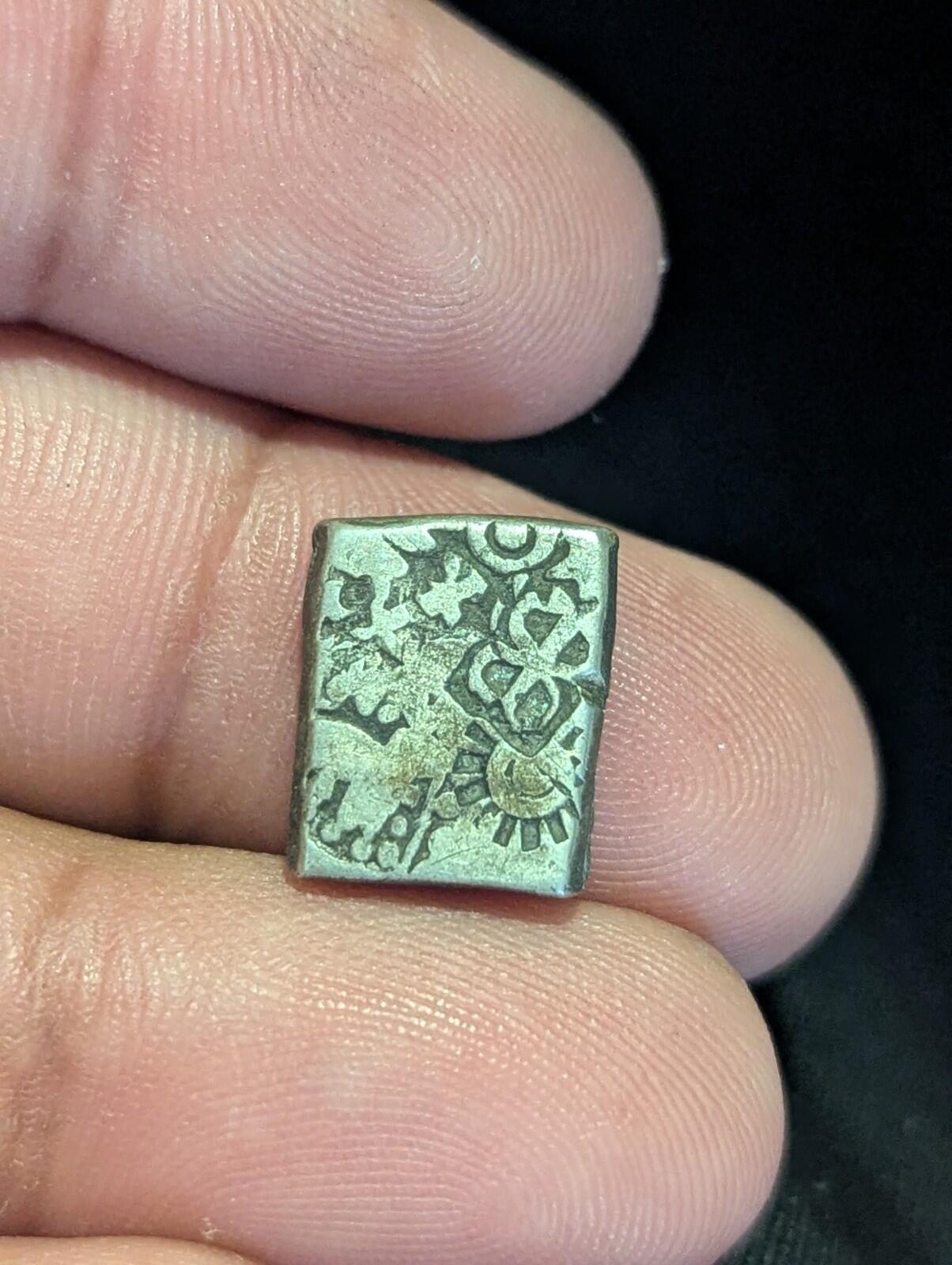 India ⭐ INDUS Valley Mayuriyan Punch ⭐ silver Coin 300 BC