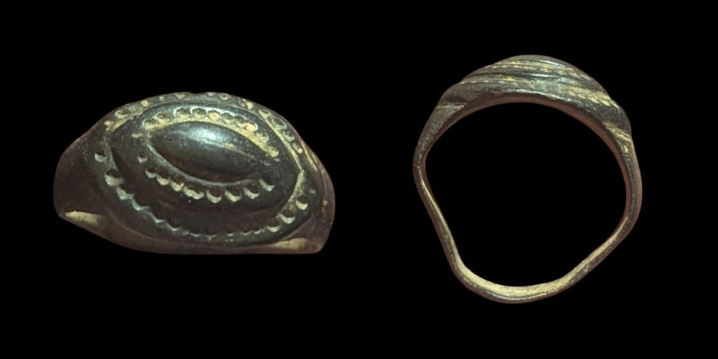 Ancient Bronze Ring GENUINE Crusader DOM Ornamented Collectible Dark Patina
