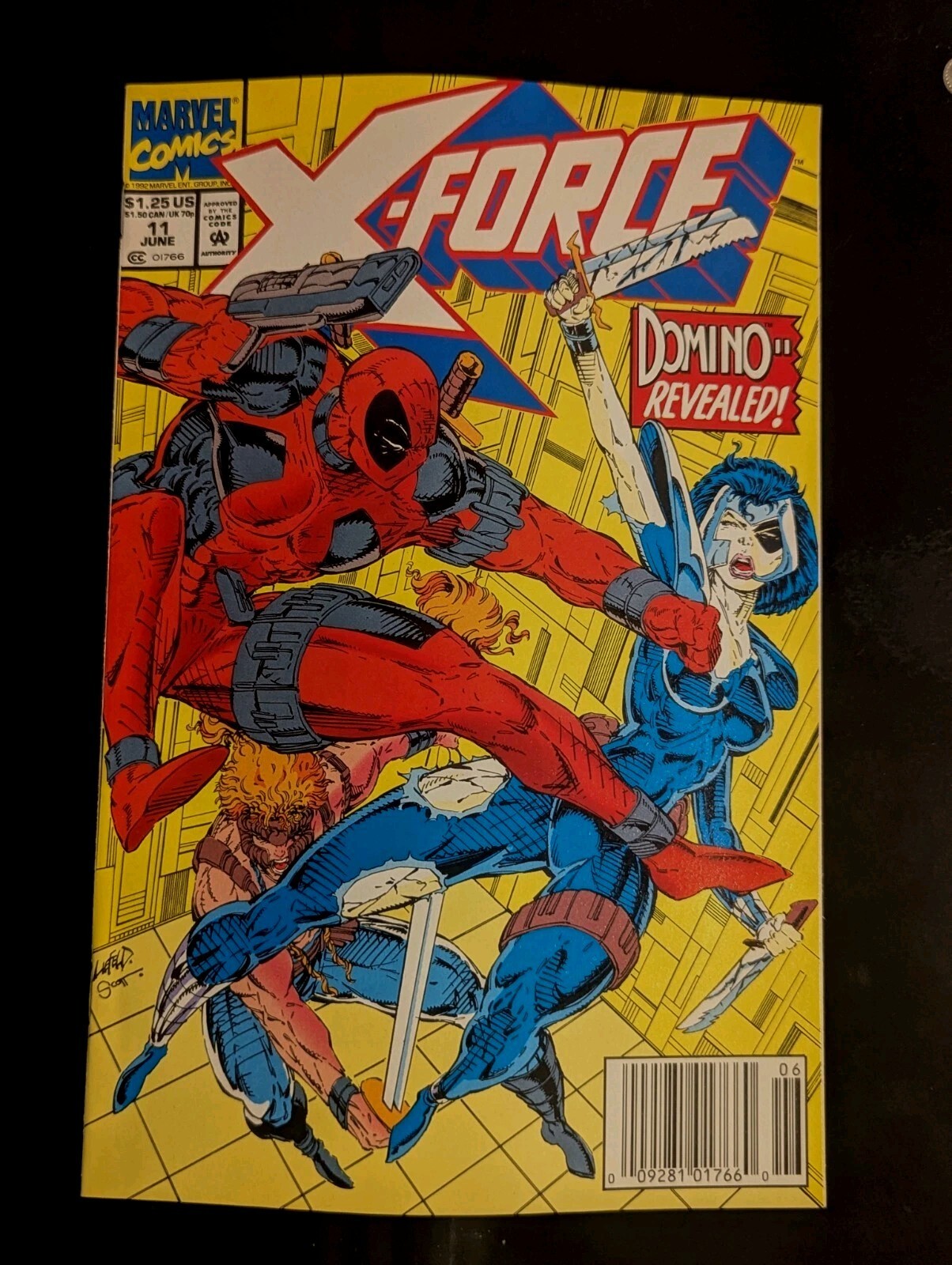 X-FORCE #11 Deadpool! Domino Revealed! Marvel Comic Book ~ NM- Near Mint