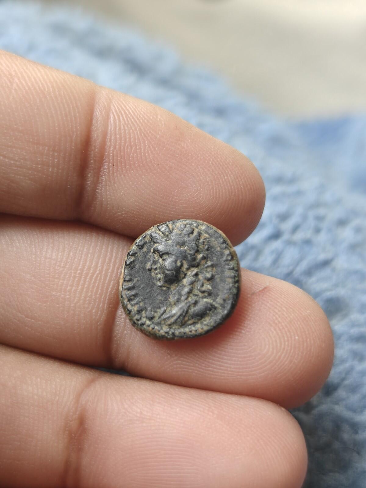 Monnaie romaine AE16 Antioche Bronze pseudo-autonome Lyre 62-63 ap. J.-C. Néron