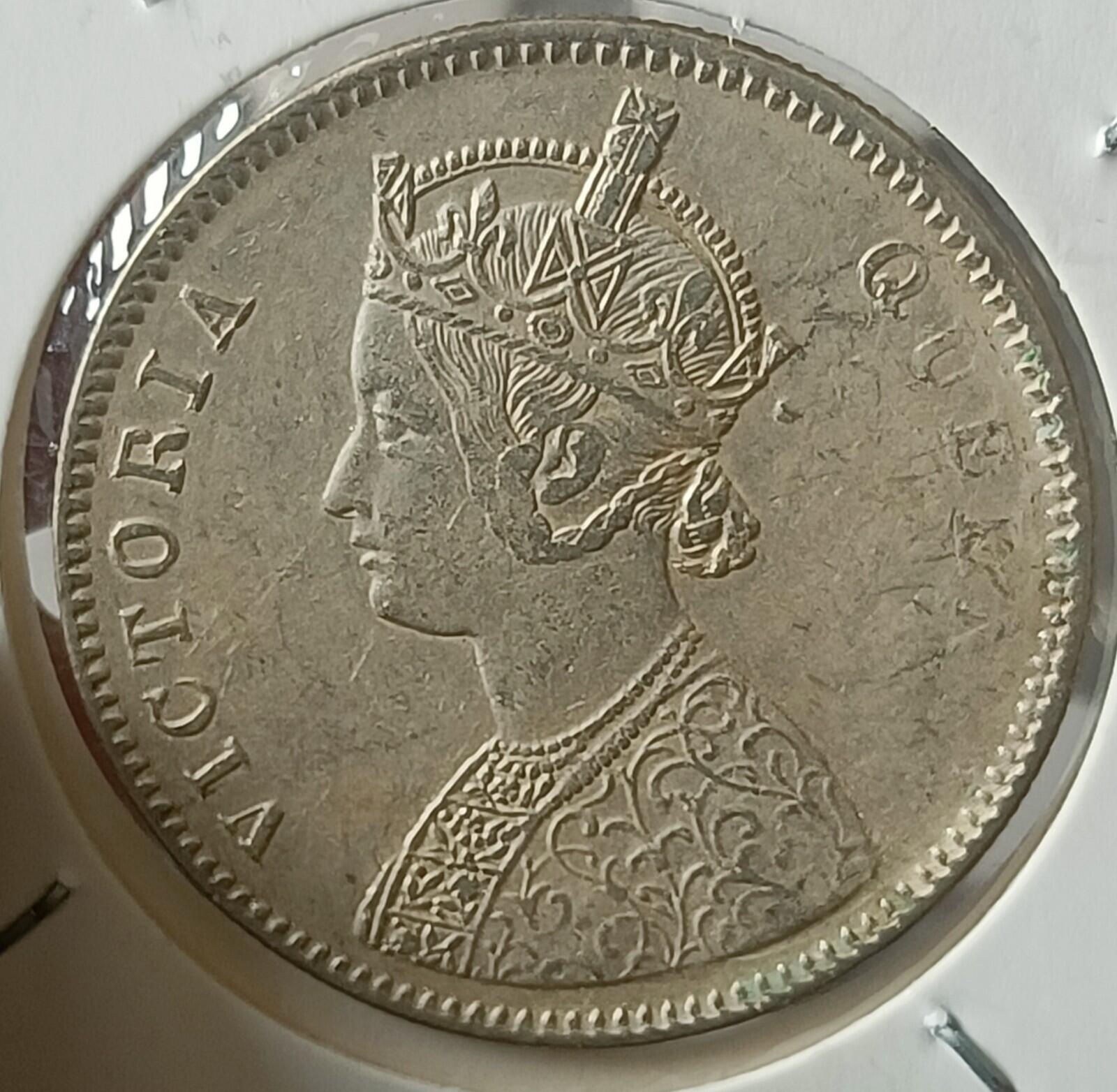 #VD8#Victoria British India silver Rupee 1862 Top grade 4 DOT bellow the date