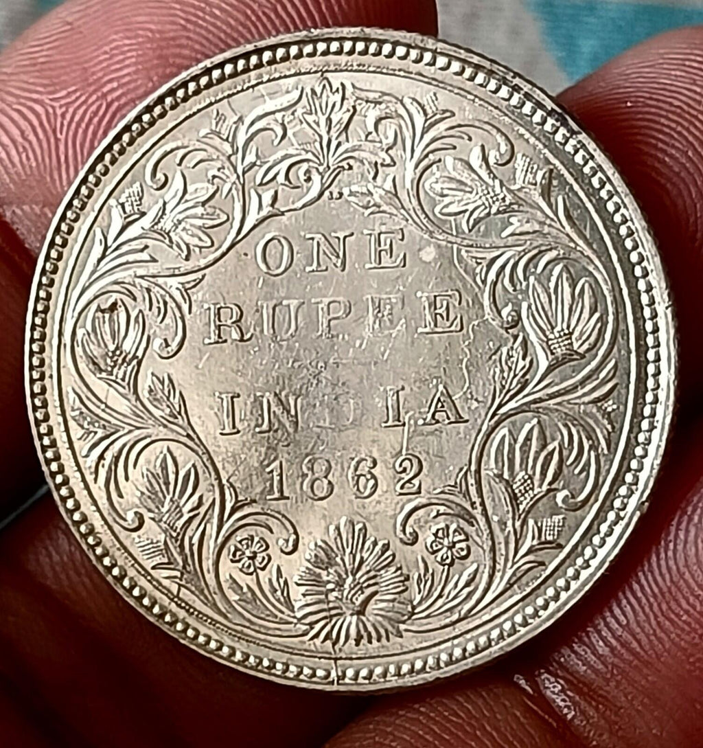 #Vo58#Victoria-British India Silver Rupee-1862-2/0 Dot Bombay briliant UNC Grade